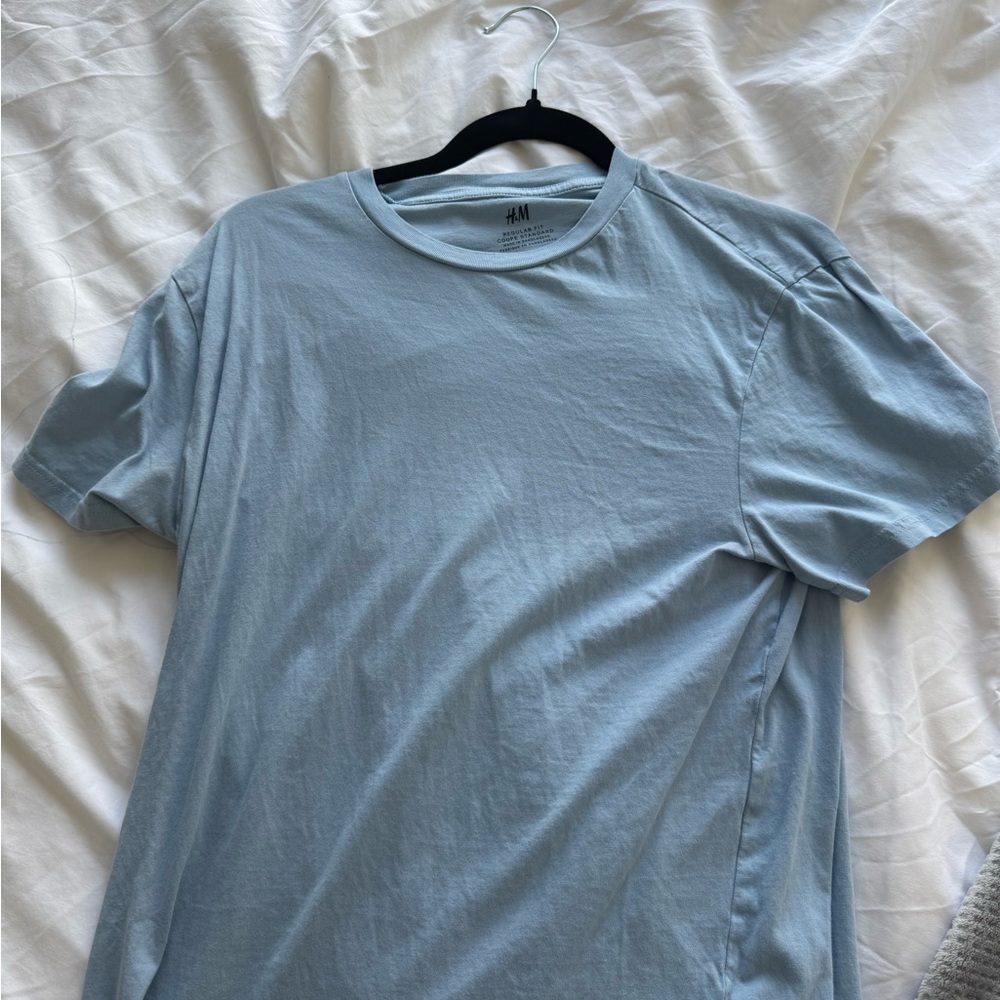 H&M Men's Sky Blue Short Sleeve Tee